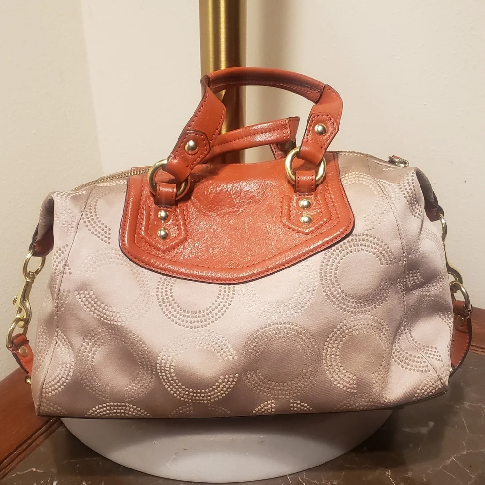 Coach handbag - Picture 2 of 5